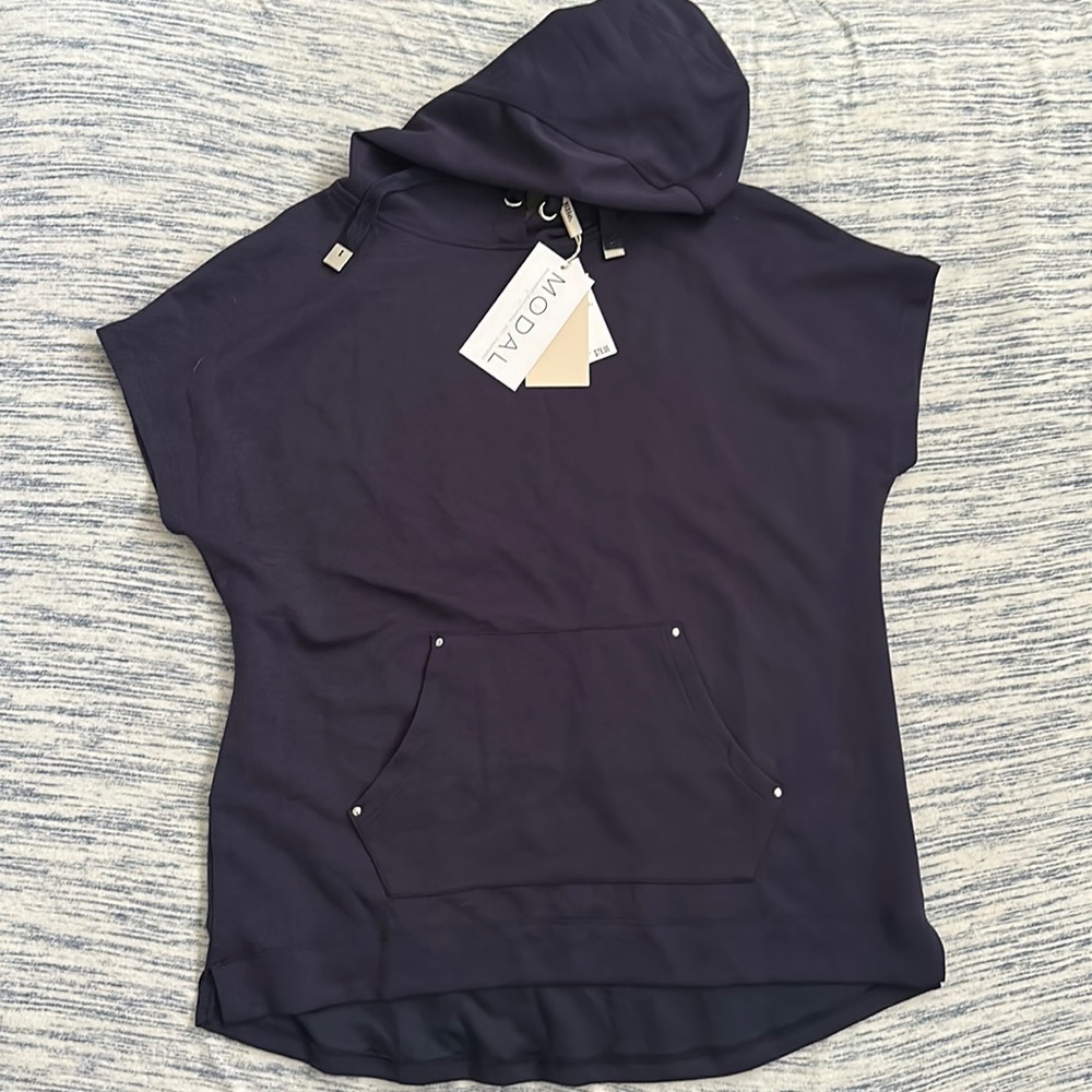 Dark Blue short sleeve blouse perfect for the summer!